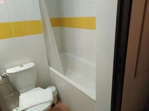 Studio Privatif Dans Hotel Residence Nimes Gare Zewnętrze zdjęcie
